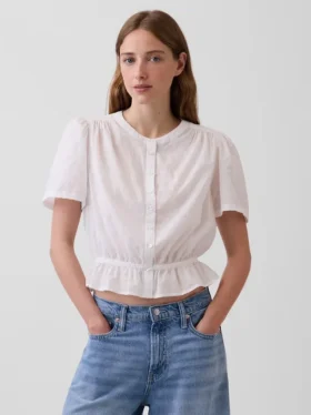 Kort peplum-top med knappar fram