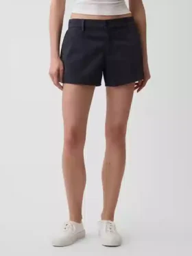 Kort Shorts i khaki med medelhög midja