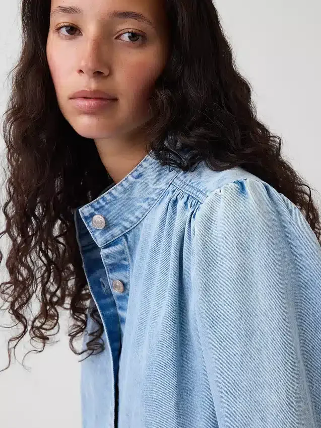 Kort swingjacka i denim