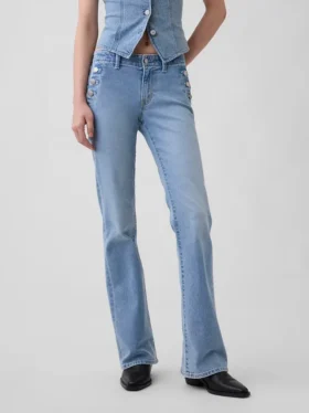 Låg midja, långa och smala sjömansjeans