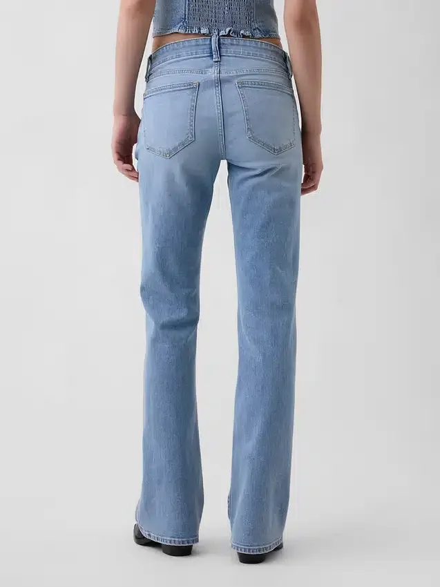 Låg midja, långa och smala sjömansjeans