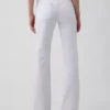 Låg midja, långa och smala sjömansjeans