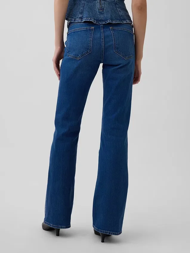 Låg midja, långa och smala sjömansjeans