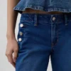 Låg midja, långa och smala sjömansjeans