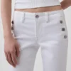 Låg midja, långa och smala sjömansjeans