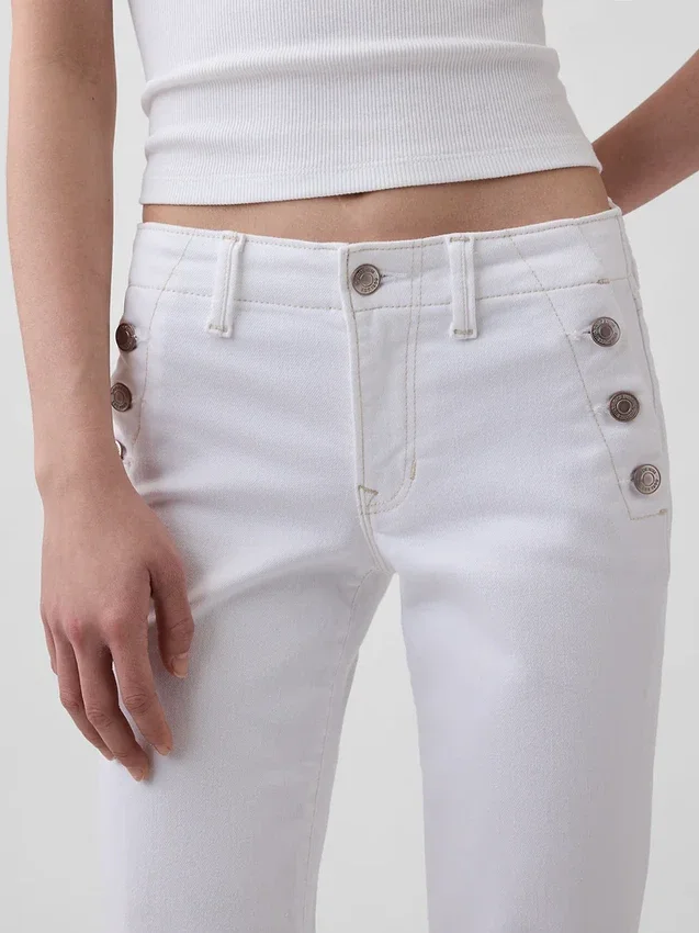 Låg midja, långa och smala sjömansjeans