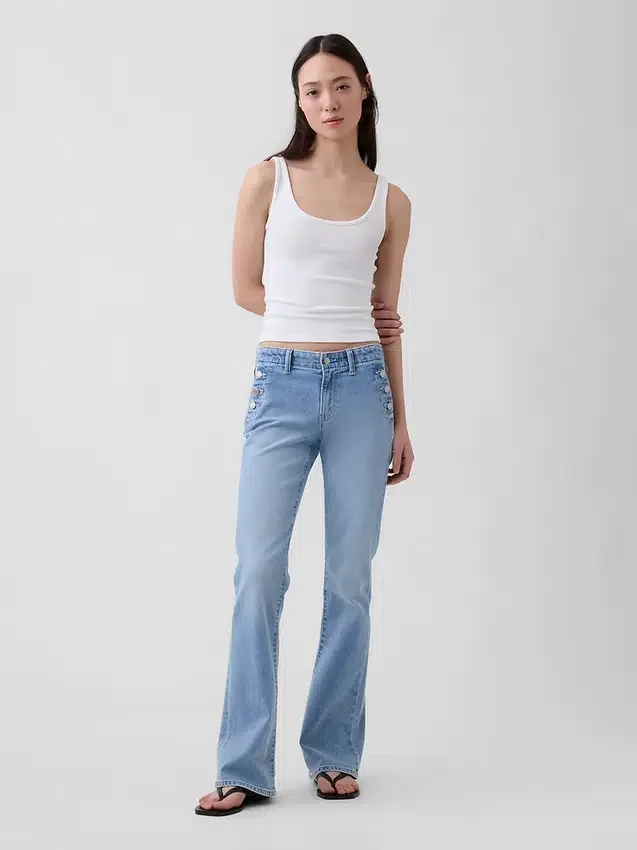 Låg midja, långa och smala sjömansjeans
