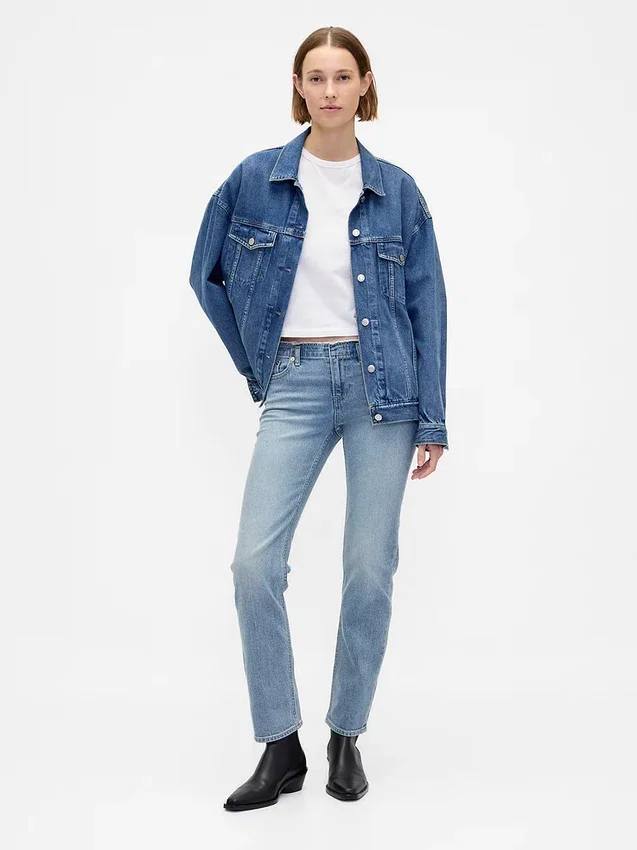Lågmidjade 90-talsjeans med smal rak passform