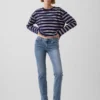 Lågmidjade 90-talsjeans med smal rak passform
