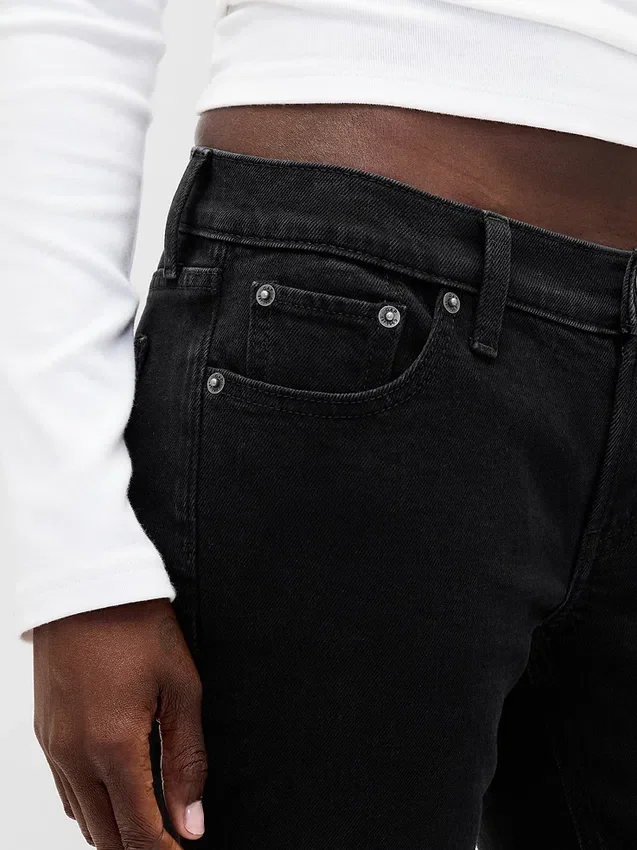 Lågmidjade 90-talsjeans med smal rak passform