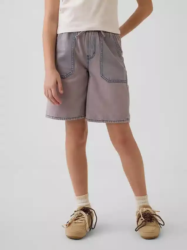 Lågmidjade, bekväma långa jeansshorts för barn