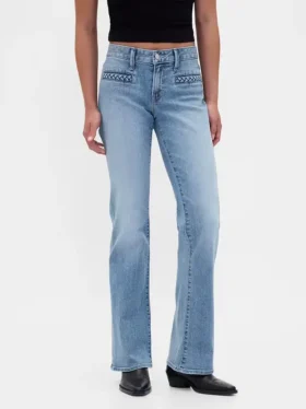 Lågmidjade, flätade fickor, långa och smala Jeans