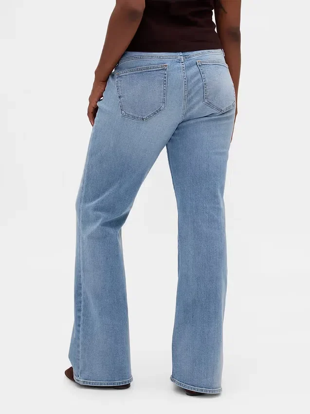 Lågmidjade, flätade fickor, långa och smala Jeans