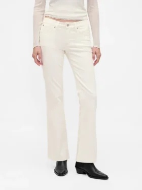 Lågmidjade långa och smala byxor i corduroy