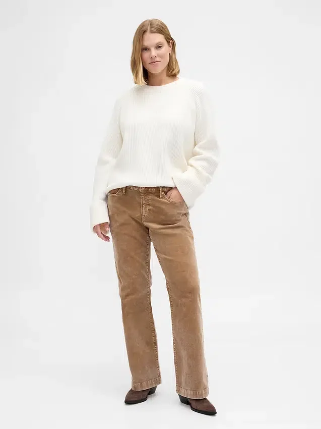 Lågmidjade långa och smala byxor i corduroy