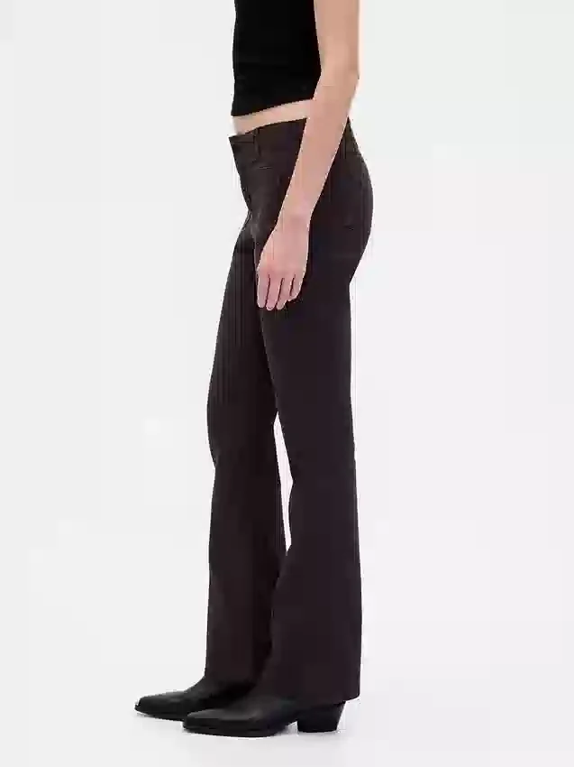 Lågmidjade långa och smala byxor i twill