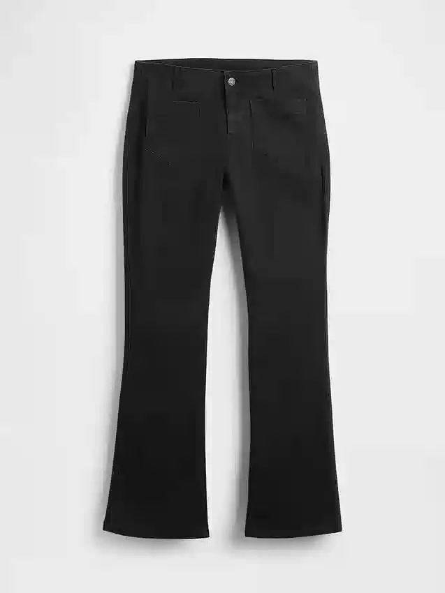 Lågmidjade långa och smala byxor i twill