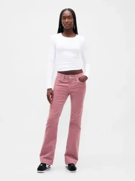 Lågmidjade, långa och smala jeans i corduroy
