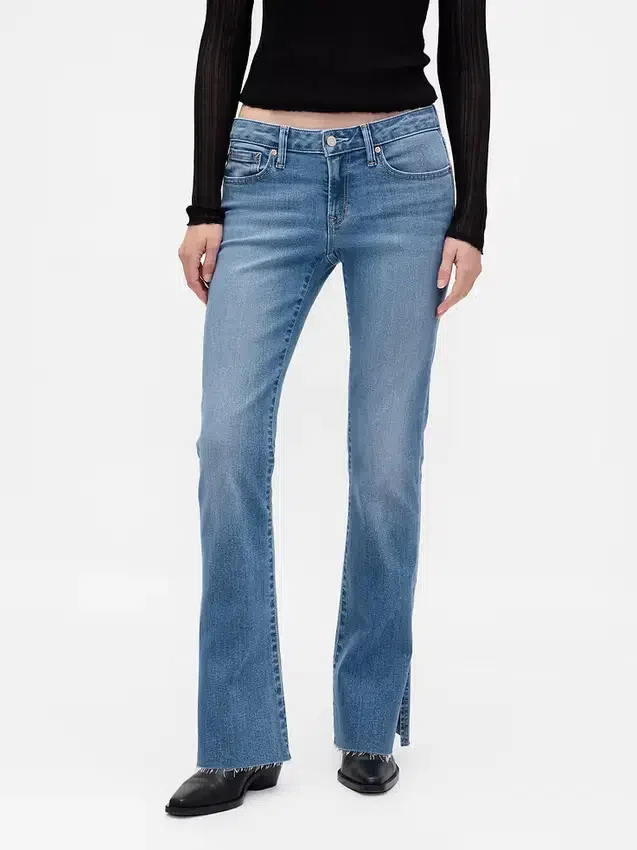 Lågmidjade, långa och smala Jeans med slits i fållen
