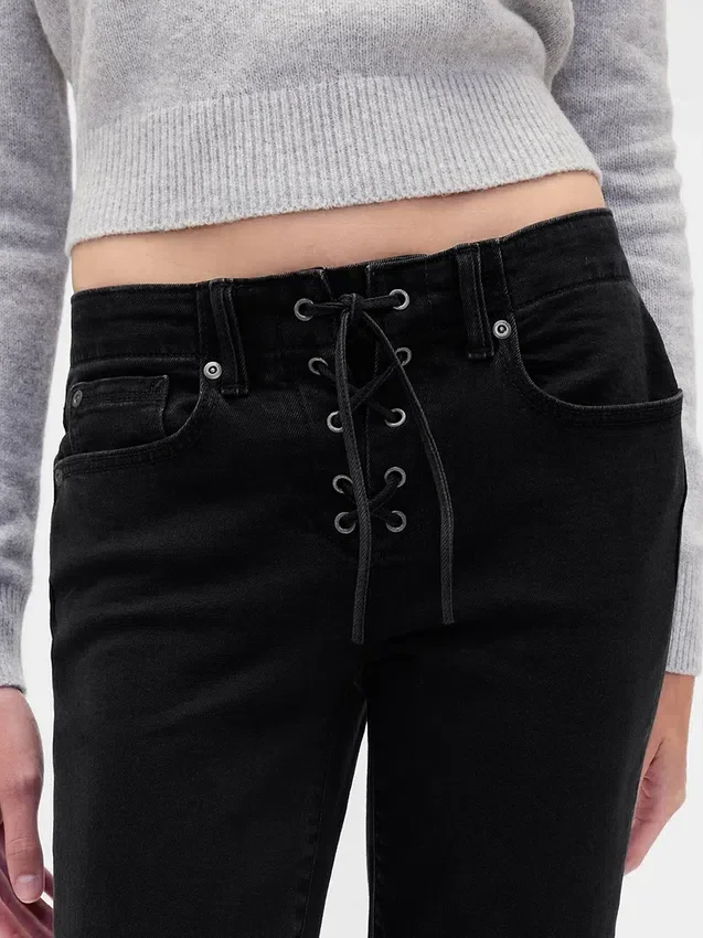 Lågmidjade, långa och smala Jeans med snörning