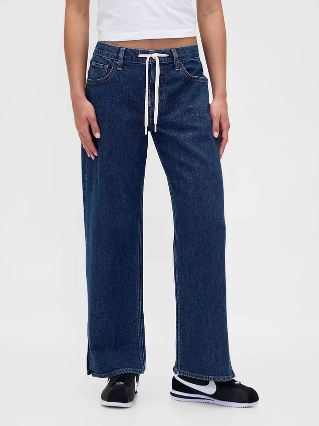 Lågmidjade, lösa 90-talsjeans med dragsko