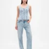 Lågmidjade, lösa jeans i 90-talsstil