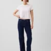 Lågmidjade, lösa jeans i 90-talsstil