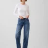 Lågmidjade, lösa jeans i 90-talsstil
