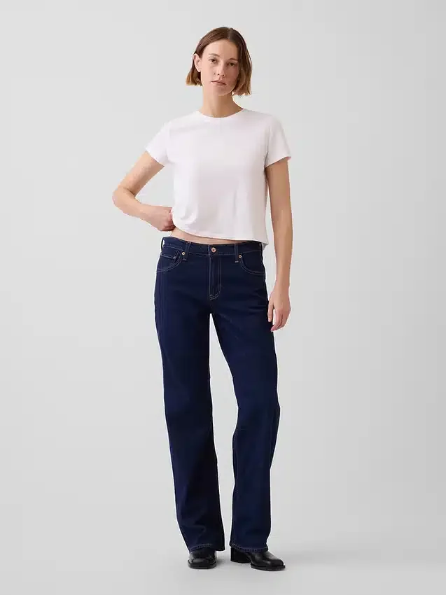 Lågmidjade, lösa jeans i 90-talsstil