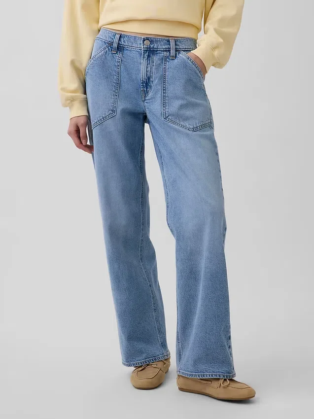 Lågmidjade, lösa jeans i 90-talsstil