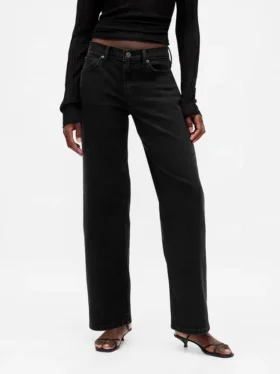 Lågmidjade, lösa jeans i 90-talsstil
