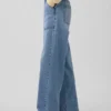 Lågmidjade, lösa jeans i 90-talsstil