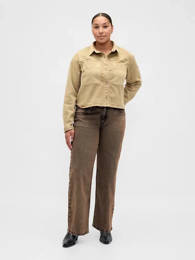Lågmidjade, lösa jeans i 90-talsstil