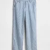 Lågmidjade, lösa jeans i 90-talsstil