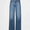 Lågmidjade, lösa jeans i 90-talsstil