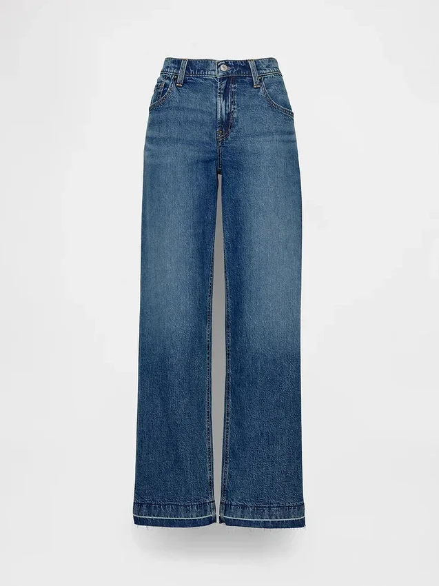 Lågmidjade, lösa jeans i 90-talsstil