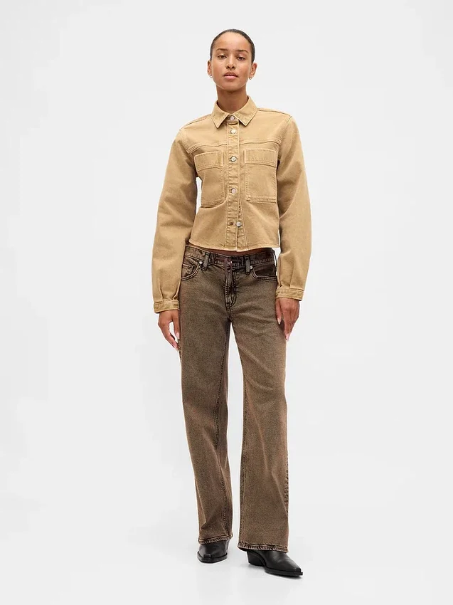Lågmidjade, lösa jeans i 90-talsstil