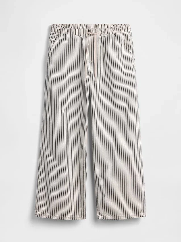 Lågmidjade, lösa, korta jeans i 90-talsstil med ränder