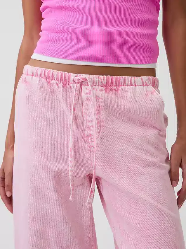 Lågmidjade, lösa och bekväma cropped-Jeans i 90-talsstil