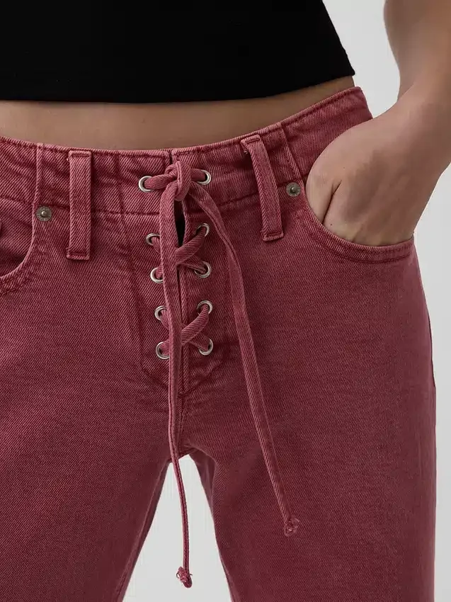 Lågmidjade, snörda 90-talsinspirerade smala raka Jeans