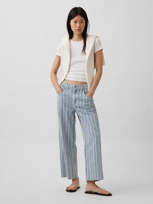 Lågt sittande, avslappnade cropped-Jeans
