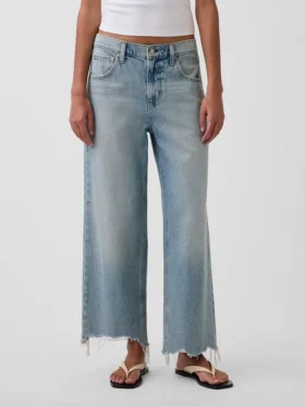 Lågt sittande, avslappnade cropped-Jeans