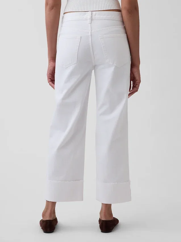 Lågt sittande, avslappnade cropped-Jeans