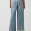 Lågt sittande, avslappnade cropped-Jeans