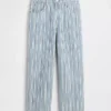 Lågt sittande, avslappnade cropped-Jeans