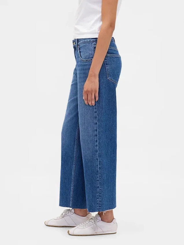 Lågt sittande, ultramjuka, avslappnade cropped-Jeans