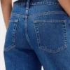 Lågt sittande, ultramjuka, avslappnade cropped-Jeans