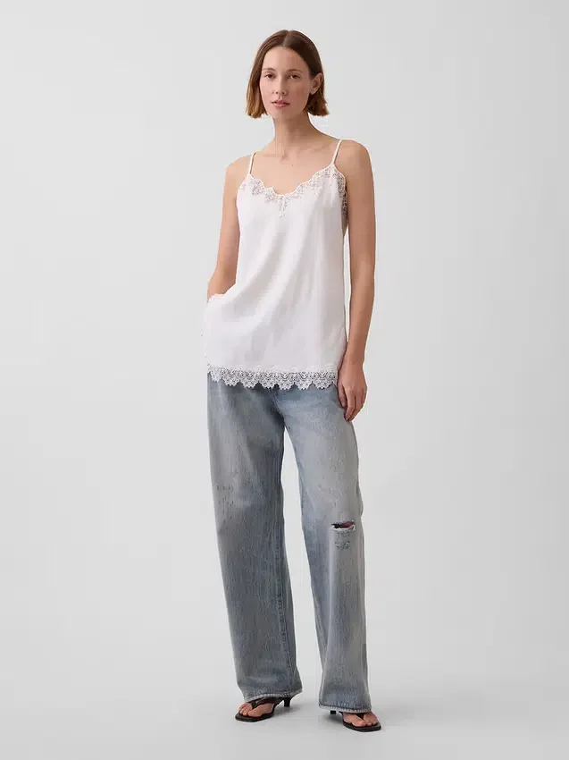 Linneblandad camisole med spetskant