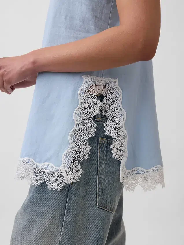 Linneblandad camisole med spetskant