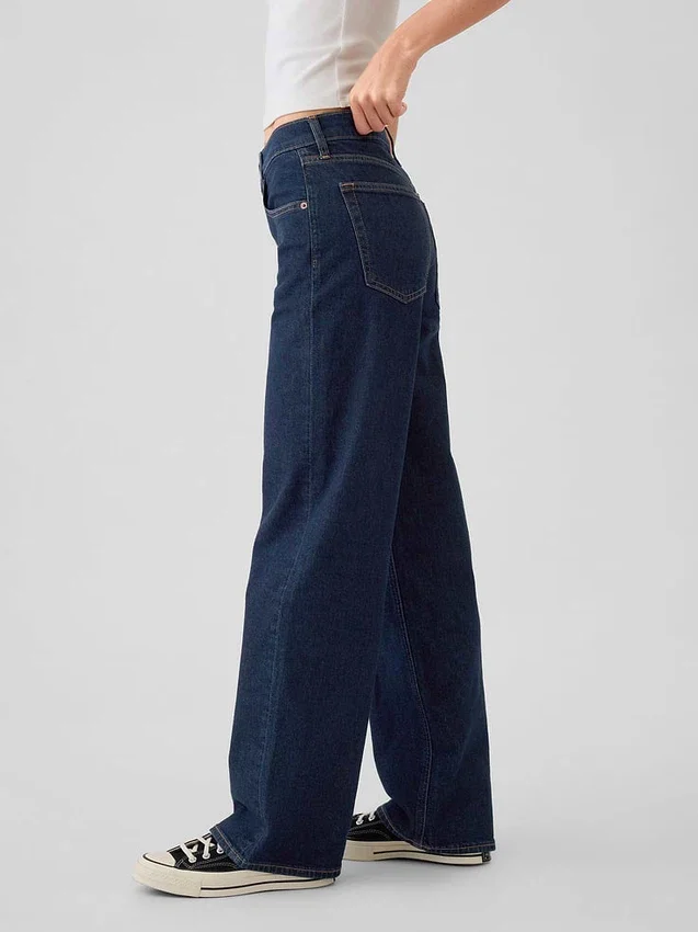 Löst sittande jeans med medelhög midja i 90-talsstil